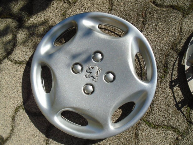 Peugeot 13" gyri dsztrcsa 1 db (!!!)