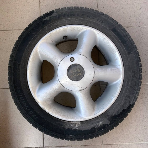 Peugeot 14" 6Jx14 felni szett gumikkal