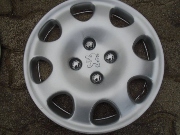 Peugeot 14" gyári dísztárcsa 1 db eladó
