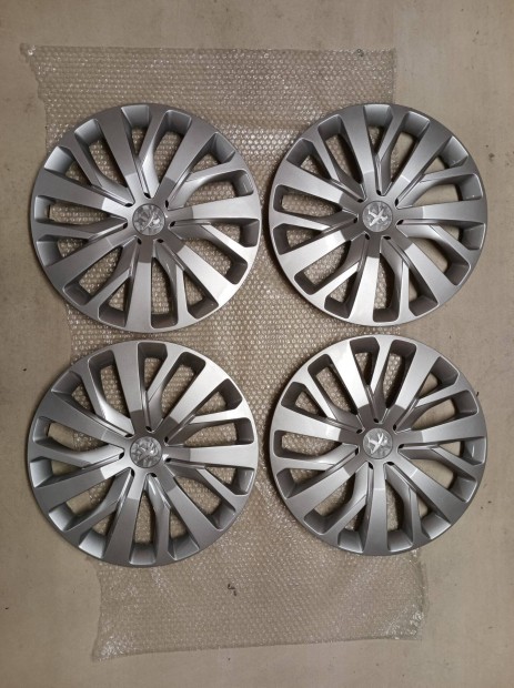 Peugeot 16"-os gyári dísztárcsa szett - teljesen új!