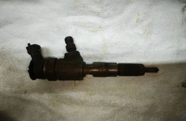 Peugeot 1.4 HDI bontott (726880) porlaszt