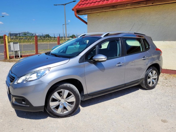 Peugeot 2008 1.2 Active Navigáció! Tempomat! Ig...