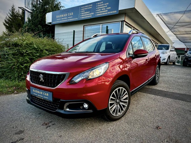 Peugeot 2008 1.2 Puretech Access Tolatókamera....