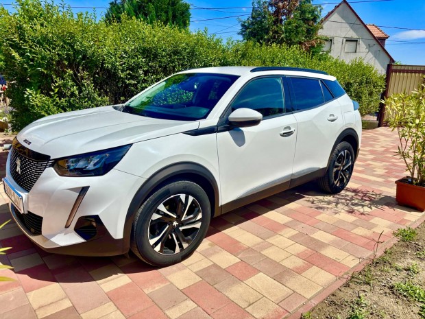 Peugeot 2008 1.2 benzines