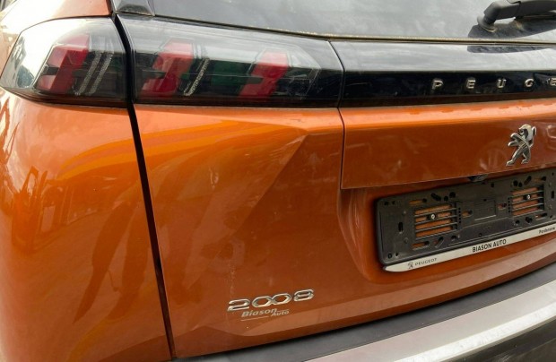 Peugeot 2008 (P24) Kalaptartó , Gyári ! (2019-24)