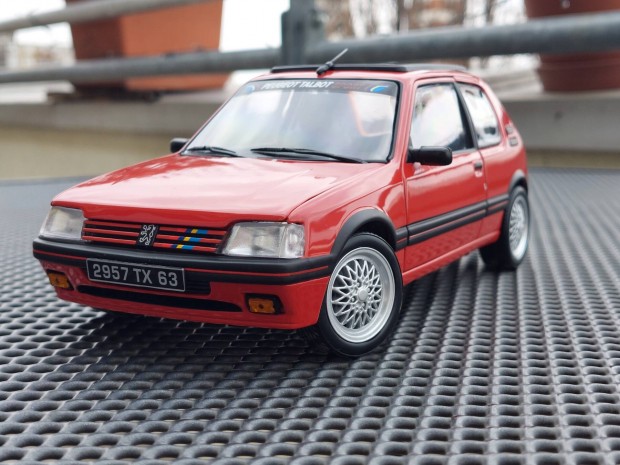 Peugeot 205 GTI 1:18 Norev 1/18