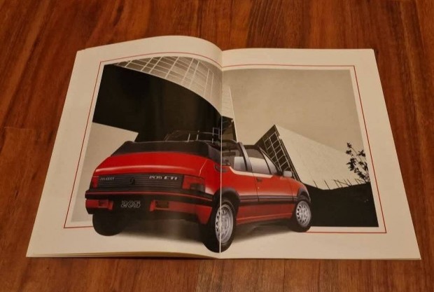 Peugeot 205 Prospektus 1992 GTI CTI Is Benne