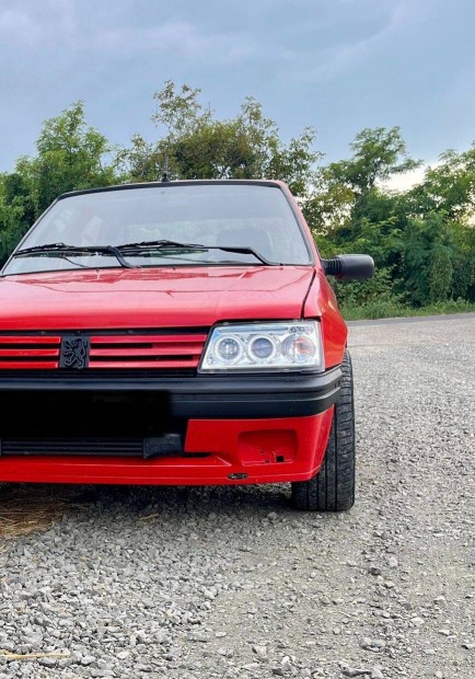 Peugeot 205 projetkoros els fnyszr