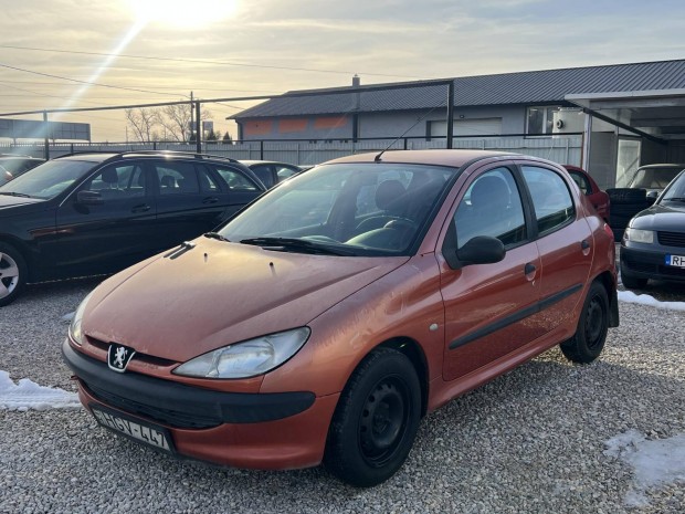 Peugeot 206 1.1 Color Line