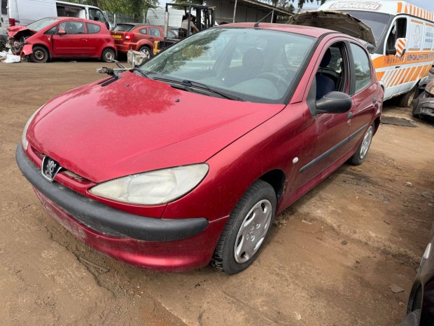 Peugeot 206 1.1 -Hfx- bontott alkatrszek