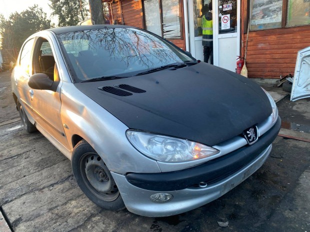 Peugeot 206 1.4HDI (2003) HX10FD Alkatrszek #M2101