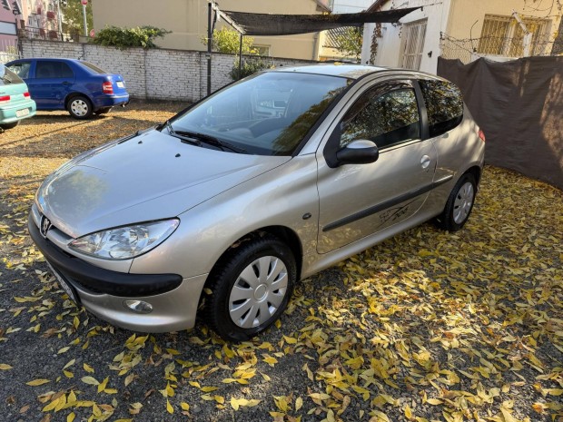 Peugeot 206 1.4 16V Sport Klimás szép