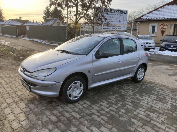 Peugeot 206 1.4 Color Line