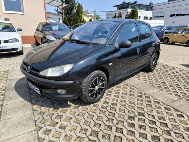 Peugeot 206 1.4 HDi Presence Friss Mszaki!