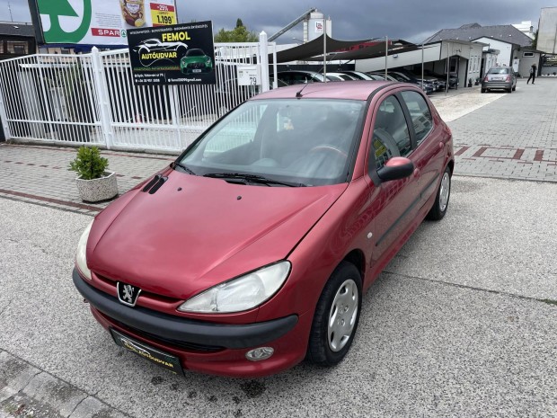 Peugeot 206 1.4 Presence Megkímélt! Sz.könyv! M...