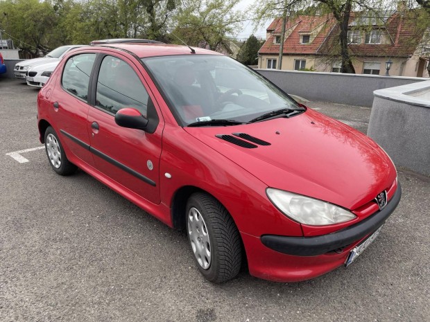 Peugeot 206 1.4 Trendy 180e km szp es j llap...