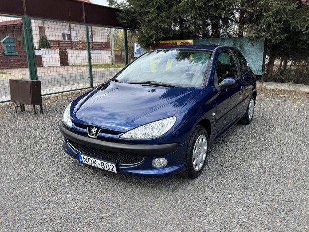Peugeot 206 1.4 Trendy Plus Szervókormány! Klíma!