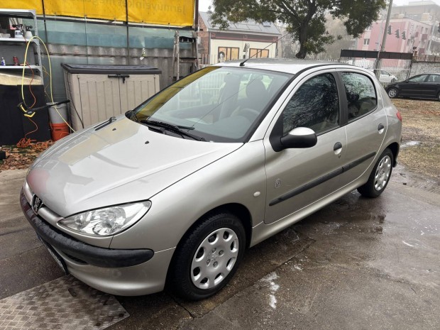 Peugeot 206 1.4 X-Design Vals 109 ezer 1 gazd...