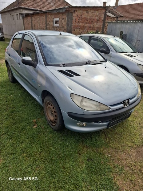 Peugeot 206 1.4 bonts 