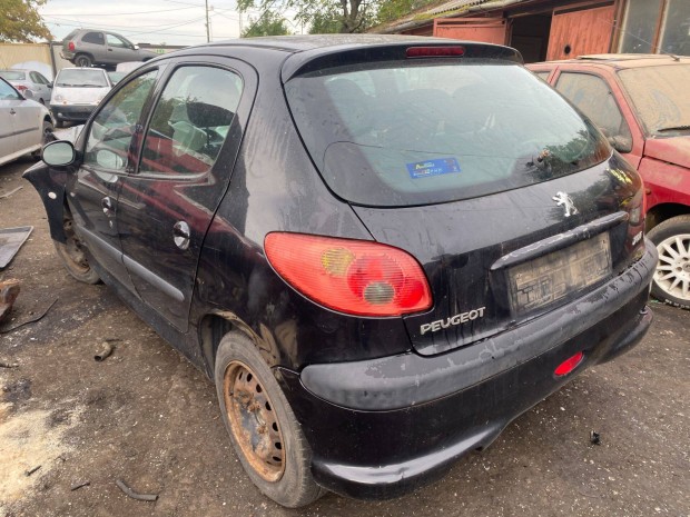 Peugeot 206 1.4i (2004) 10FSR Alkatrszek #M1633