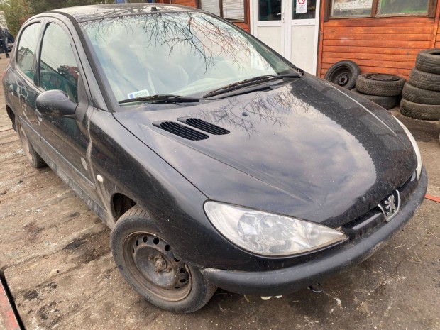 Peugeot 206 1.4i (2004) KFW Alkatrszek #M1866