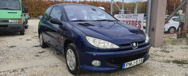 Peugeot 206 1.6 Sport Jó állapot.2 év friss Vizsga