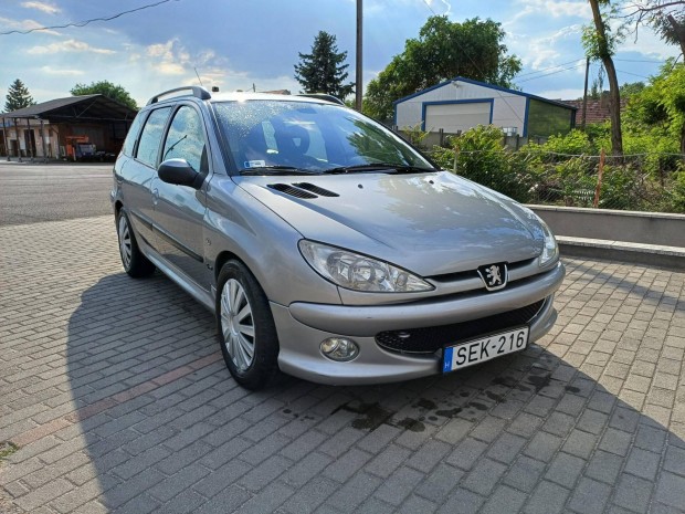 Peugeot 206 2.0 HDi Premium