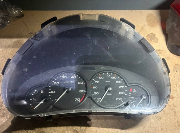 Peugeot 206 2 csatis benzines racsoport 1.1 1.4 bebzin 9634961180