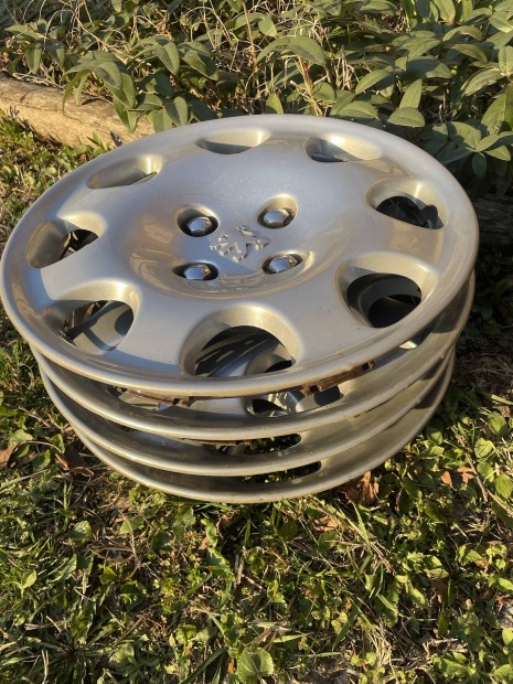 Peugeot 206/306 kompatibilis d�szt�rcs�k. 