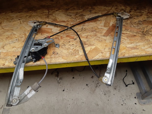 Peugeot 206 Bal Els� Ablakemel� Szerkezet Elektromos