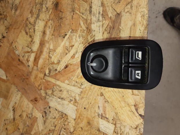 Peugeot 206 Bal Els� Ablakemel� - T�k�r �ll�t� Kapcsol�