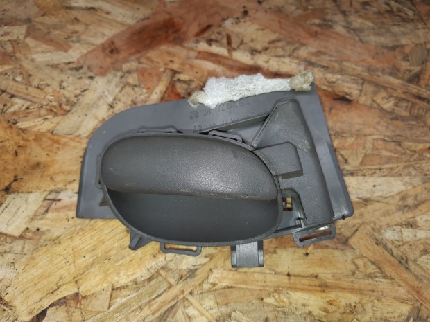 Peugeot 206 Bal Els� Bels� Ajt�kilincs