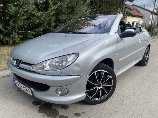 Peugeot 206 CC 1.6 hibátlan tetővel