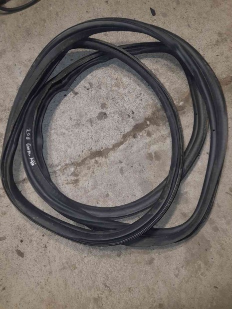 Peugeot 206 Csomagt�rajt� Gumik�der