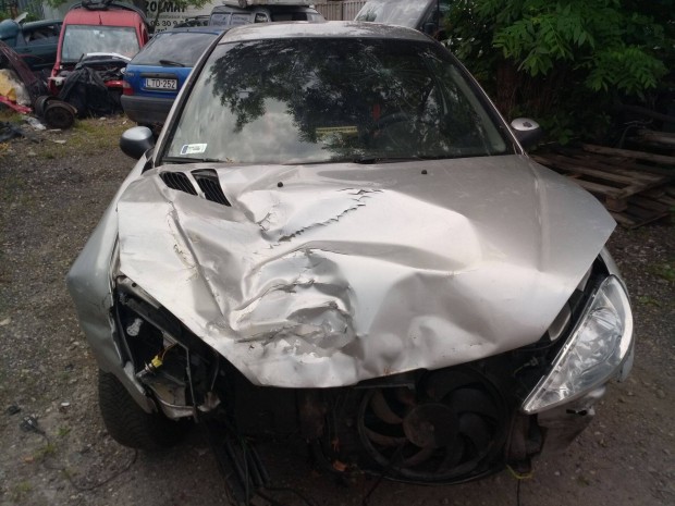 Peugeot 206 HDI futómű, lengőkar, gólyaláb, csonkállvány