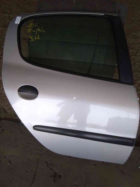 Peugeot 206 Jobb H�ts� Ajt�