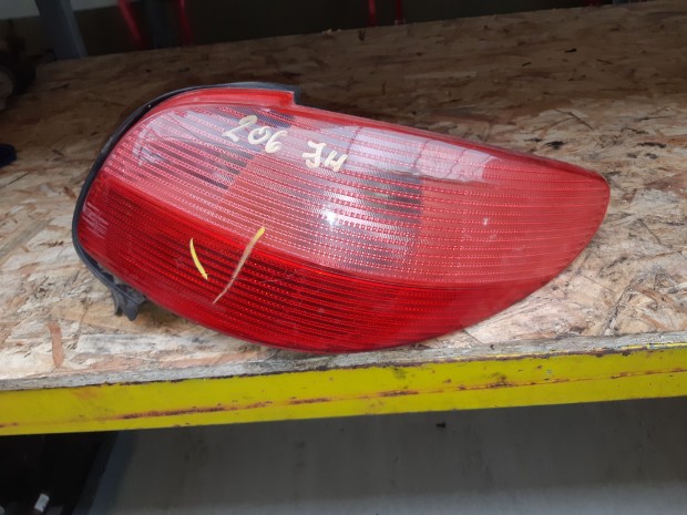 Peugeot 206 Jobb H�ts� L�mpa