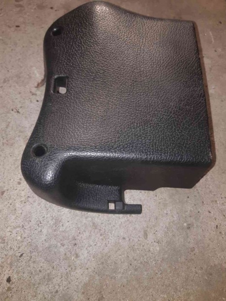 Peugeot 206 Korm�ny Alatti Burkolat