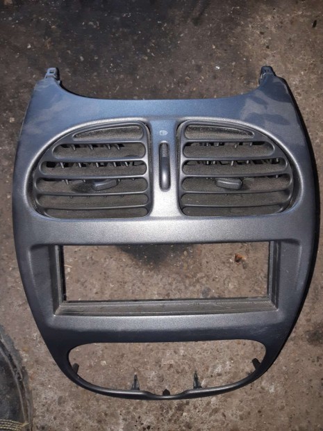 Peugeot 206 Középső Szellőző