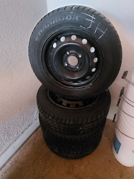 Peugeot 206 R14 felni + tligumi