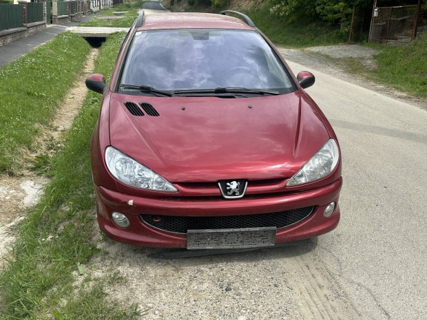 Peugeot 206 Sw 2.0 Hdi alkatrészek eladok .