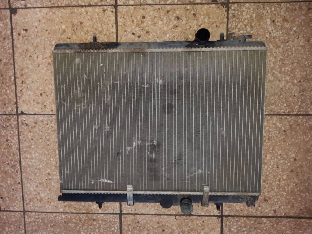 Peugeot 206 V�zh�t� Radi�tor