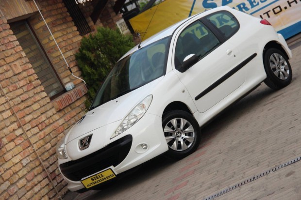 Peugeot 206+ 1.1 Urban Style AC // 104e km! Sze...