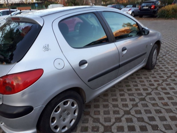 Peugeot 206. 1.4-es dzel