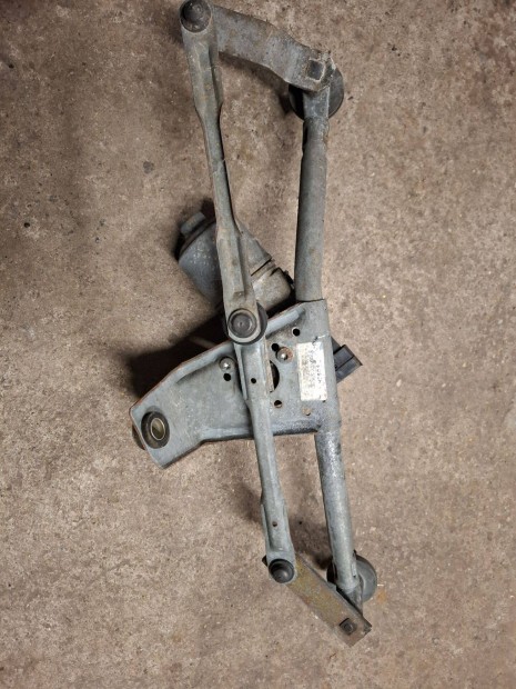 Peugeot 206 ablakt�rl� motorost�l elad�