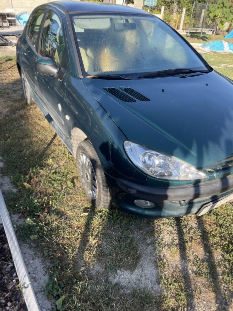Peugeot 206 alkatrszek 