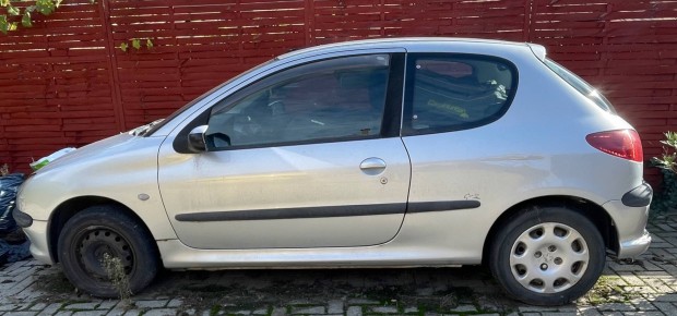 Peugeot 206 alkatrsznek