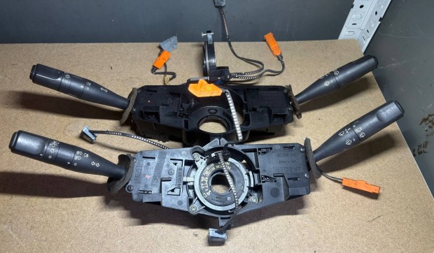 Peugeot 206 bajuszkapcsol airbag tvezet