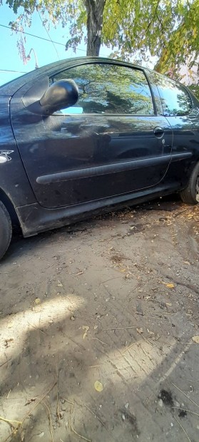Peugeot 206 bal ajtó 3 ajtós