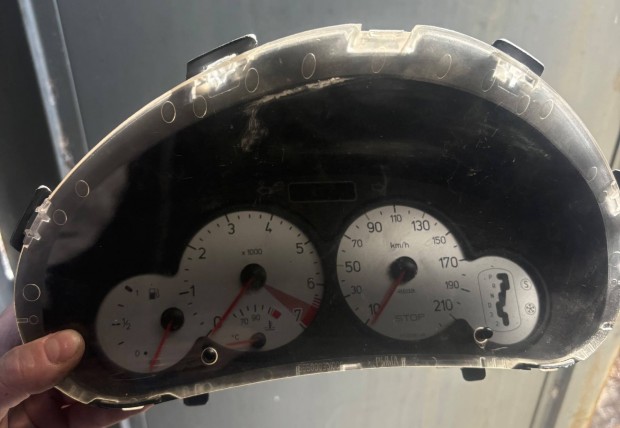 Peugeot 206 benzines automata �racsoport